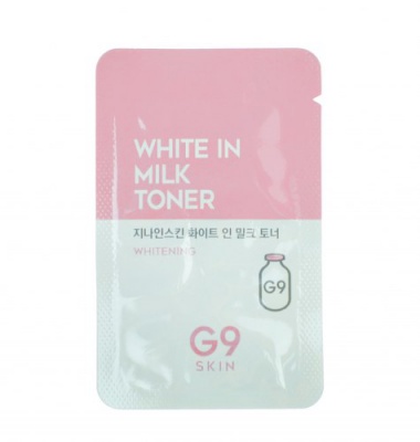 Тонер для лица осветляющий пробник Berrisom G9 White In Milk Toner