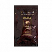 Шампунь для укрепления волос пробник Daeng Gi Meo Ri New Gold Black Shampoo